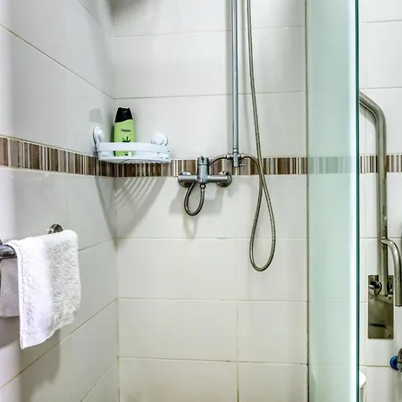 Hills, A In Madeira * Funchal (Madeira)