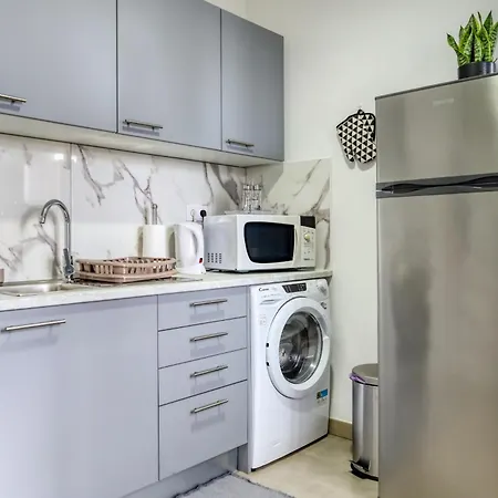 Feriehus Hills, A In Madeira *